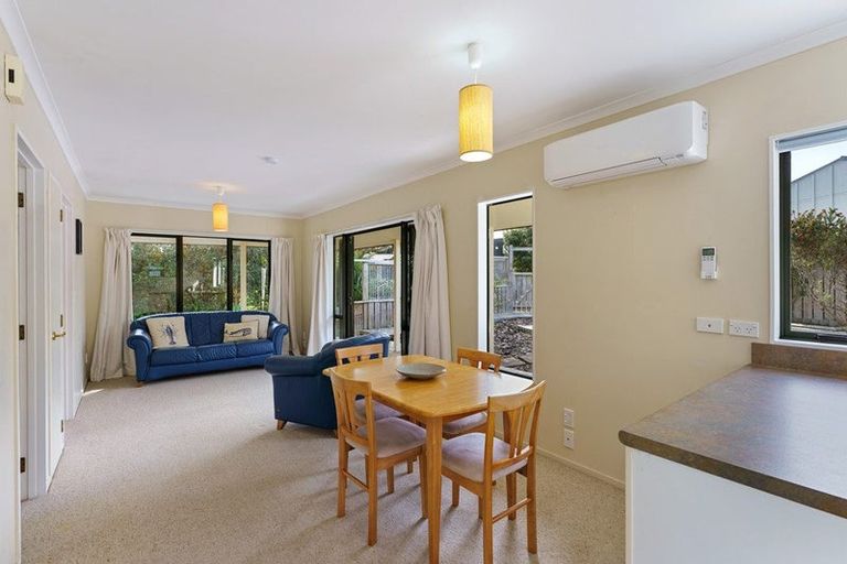 Photo of property in 283 Peka Peka Road, Peka Peka, Waikanae, 5391