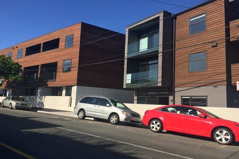 Photo of property in Detroit Apartments, 106/181u Tasman Street, Mount Cook, Wellington, 6021