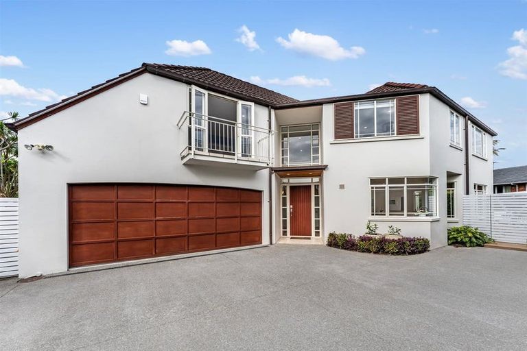 Photo of property in 1/6 Campbell Road, Takapuna, Auckland, 0622