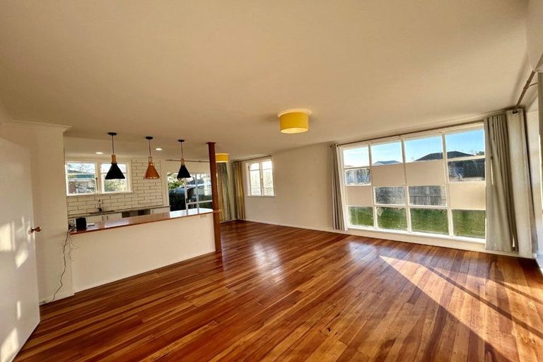 Photo of property in 2 Seddon Crescent, Marewa, Napier, 4110