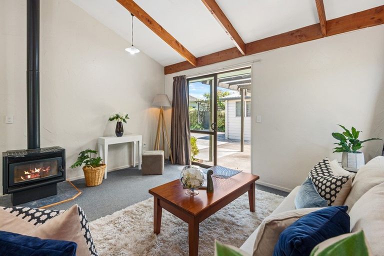 Photo of property in 10 Lindores Street, Addington, Christchurch, 8024