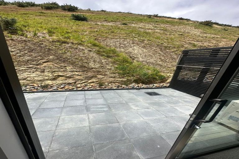 Photo of property in 39 Oakum Road, Whitby, Porirua, 5024