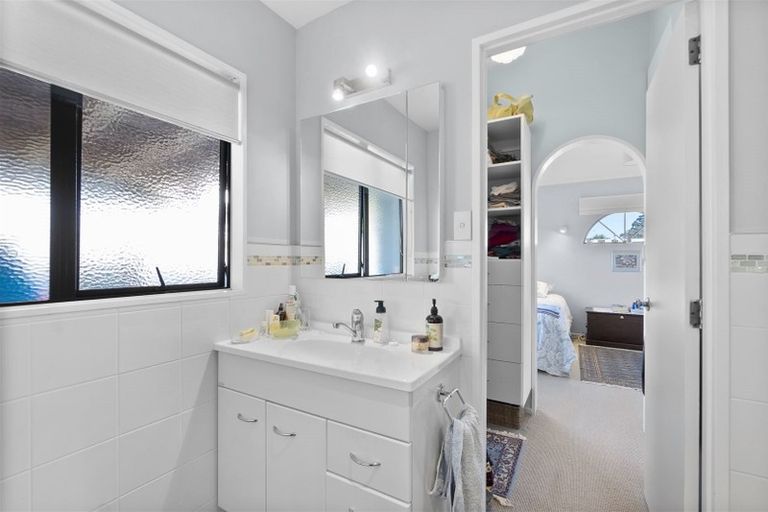 Photo of property in 51 Splitt Avenue, Glenview, Hamilton, 3206