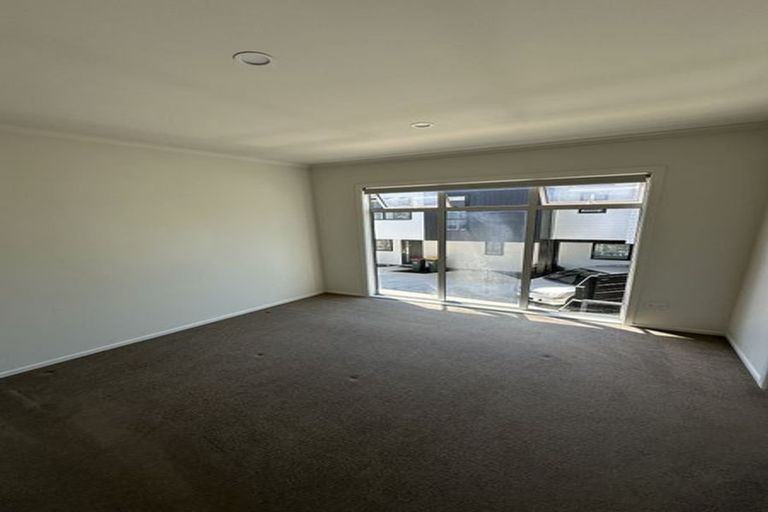 Photo of property in 72u6 Carrington Avenue, Silverdale, Hamilton, 3216