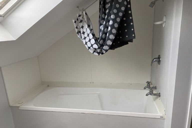 Photo of property in 2/238 Edgeware Road, Edgeware, Christchurch, 8013