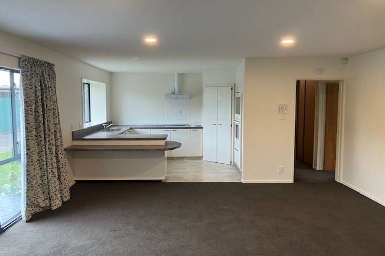 Photo of property in 31 Kintyre Drive, Broomfield, Christchurch, 8042