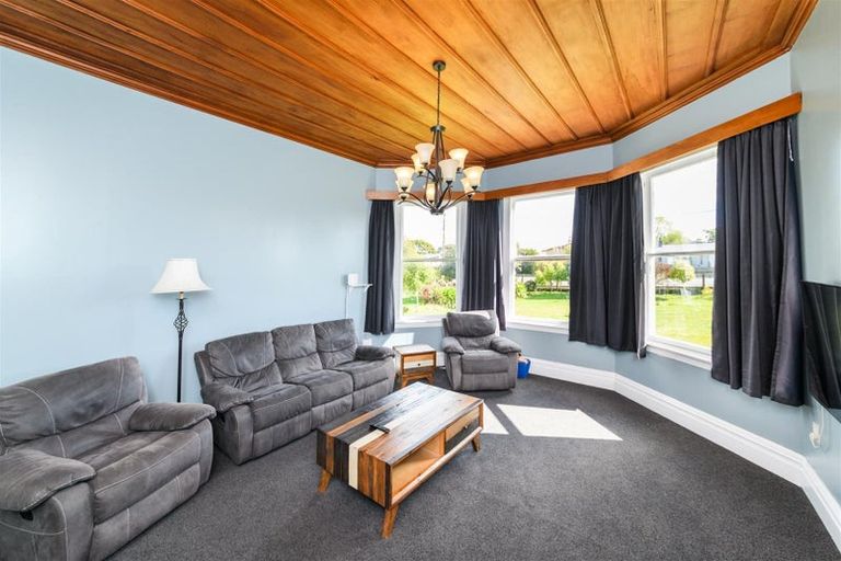 Photo of property in 8 Ngareta Street, Marton, 4710