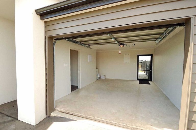 Photo of property in 25 Ragley Way, Rolleston, 7615