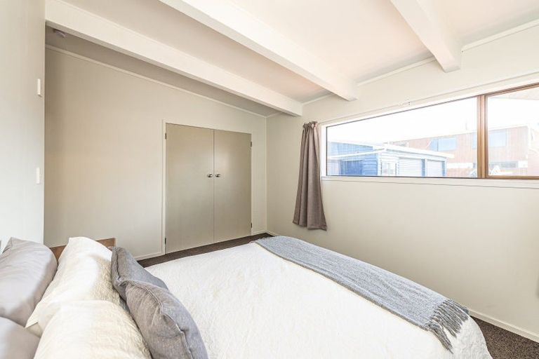 Photo of property in 14 Okiwa Terrace, Waiinu Beach, Whanganui, 4588