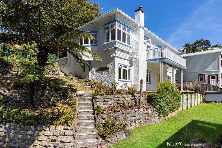 Photo of property in 1 Balfour Street, Mornington, Wellington, 6021