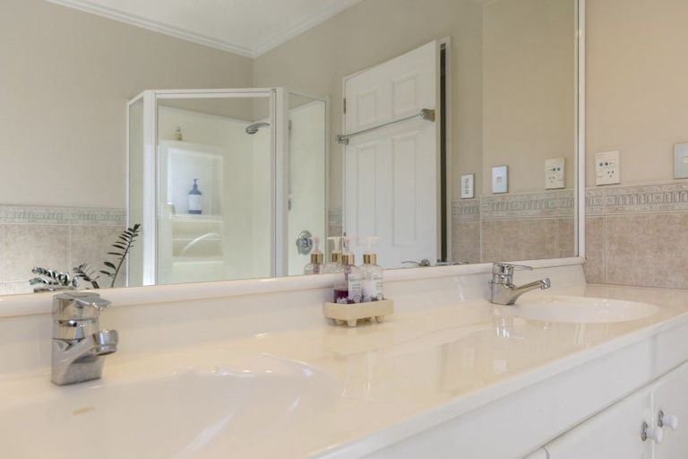 Photo of property in 164 Mapara Road, Acacia Bay, Taupo, 3385