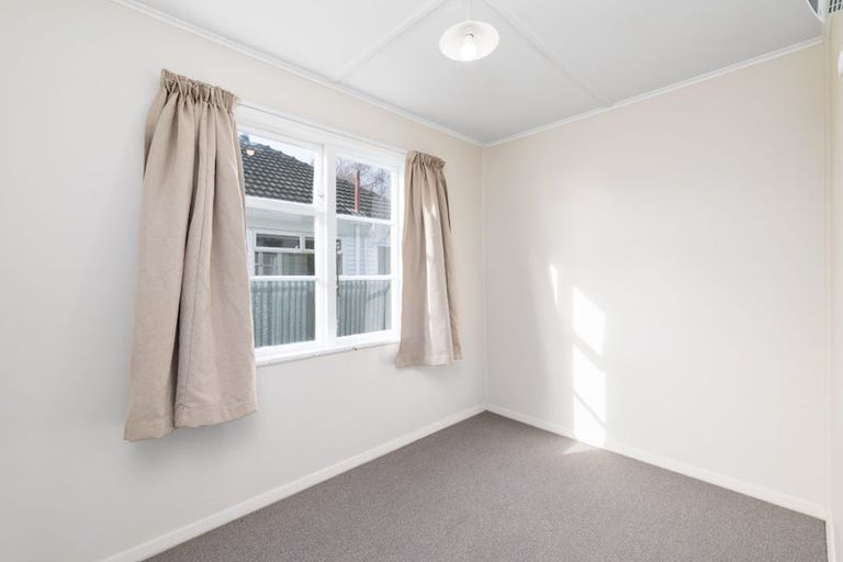 Photo of property in 166 Aorangi Road, Bryndwr, Christchurch, 8053