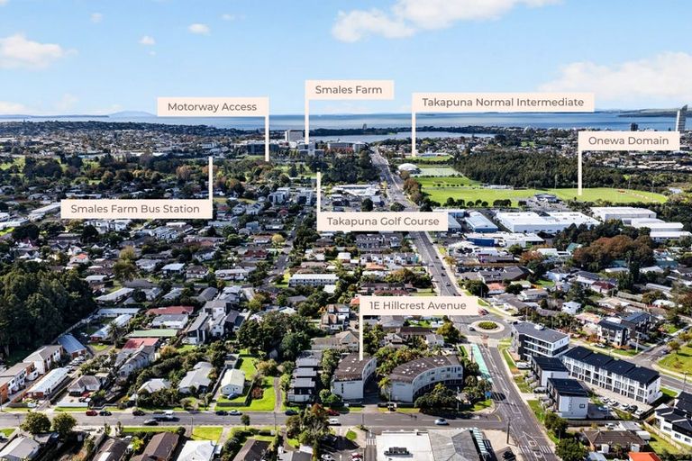 Photo of property in 5/1 Hillcrest Avenue, Hillcrest, Auckland, 0627