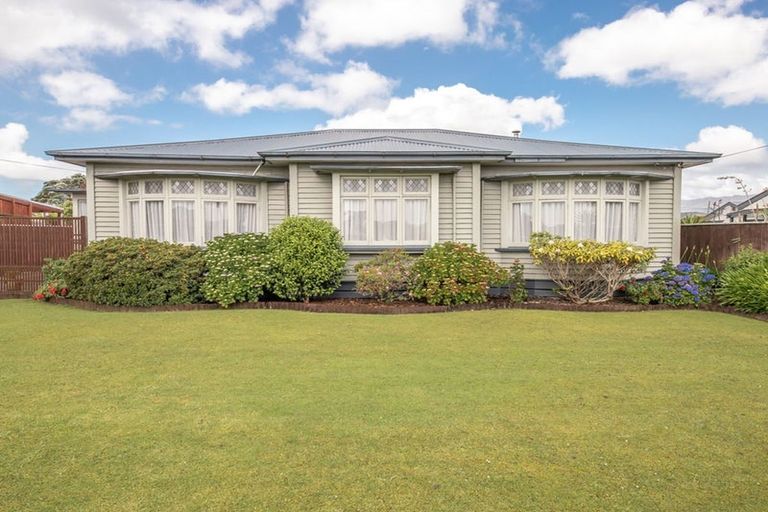 Photo of property in 97 Queen Street, Westport, 7825