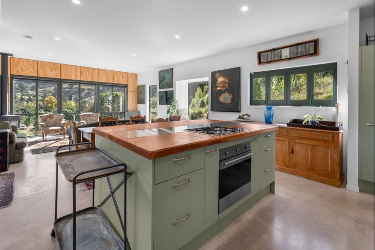 Photo of property in 166 Okuti Valley Road, Okuti Valley, Little River, 7591