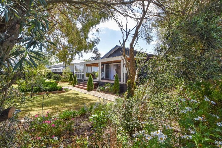 Photo of property in 19 Broadway Street, Martinborough, 5711