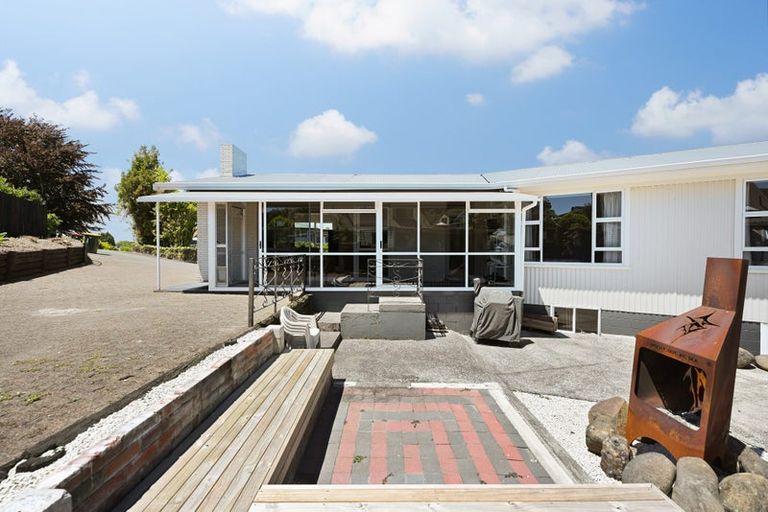Photo of property in 19 Seifert Street, Forest Lake, Hamilton, 3200