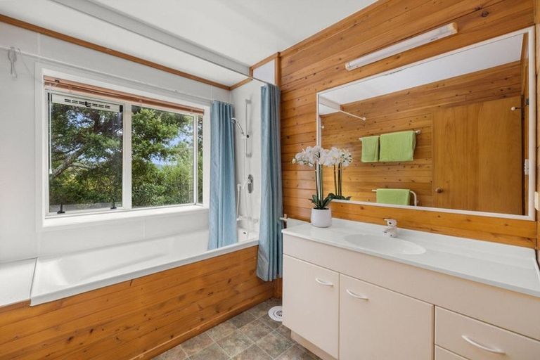 Photo of property in 6 Sullivans Road, Paihia, 0200
