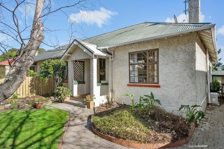 Photo of property in 36 Monorgan Road, Strathmore Park, Wellington, 6022