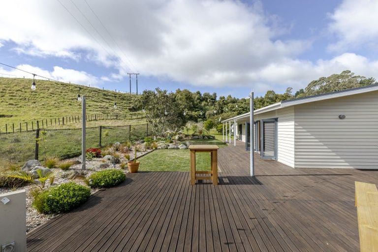 Photo of property in 529 Frankley Road, Hurworth, New Plymouth, 4371