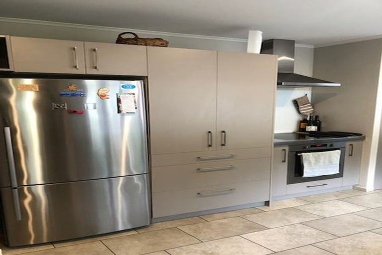 Photo of property in 102 East Street, Greytown, 5712