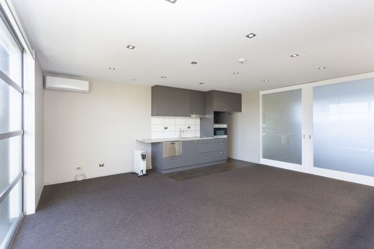 Photo of property in 8/8a Settlers Crescent, Ferrymead, Christchurch, 8023