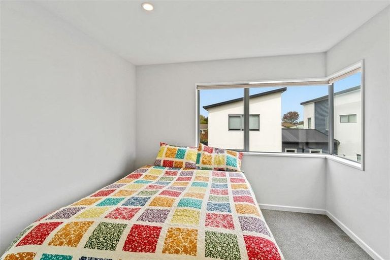 Photo of property in 3 Longueval Lane, Broomfield, Christchurch, 8042