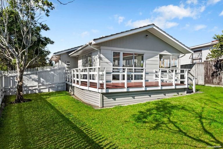 Photo of property in 1/63 Rata Street, New Lynn, Auckland, 0600