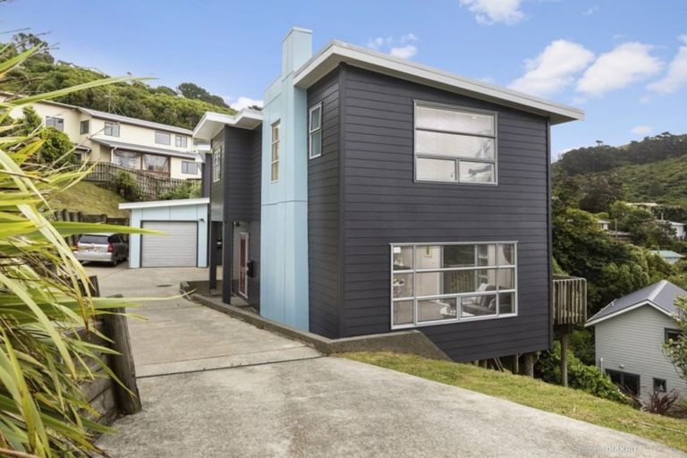 Photo of property in 13a Marjory Close, Broadmeadows, Wellington, 6035