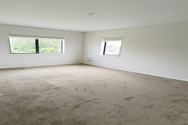Photo of property in 3 Kotuku Crescent, Takanini, 2112
