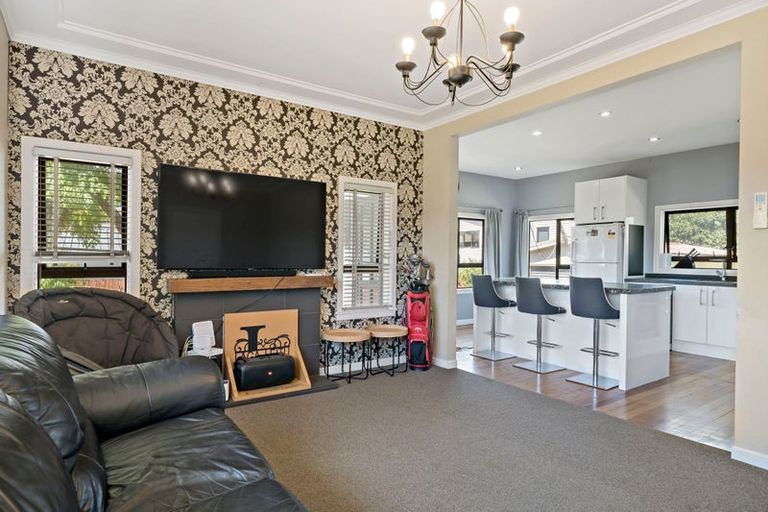 Photo of property in 25 Fairview Road, Papatoetoe, Auckland, 2025