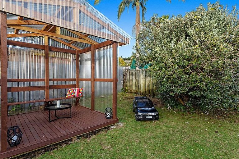 Photo of property in 15 Mokorua Grove, Whakatane, 3120