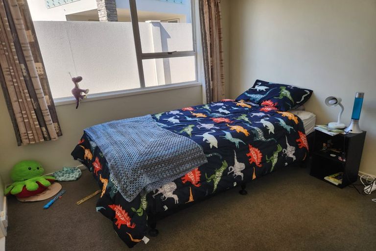 Photo of property in 8a Mccrystal Avenue, Bucklands Beach, Auckland, 2012