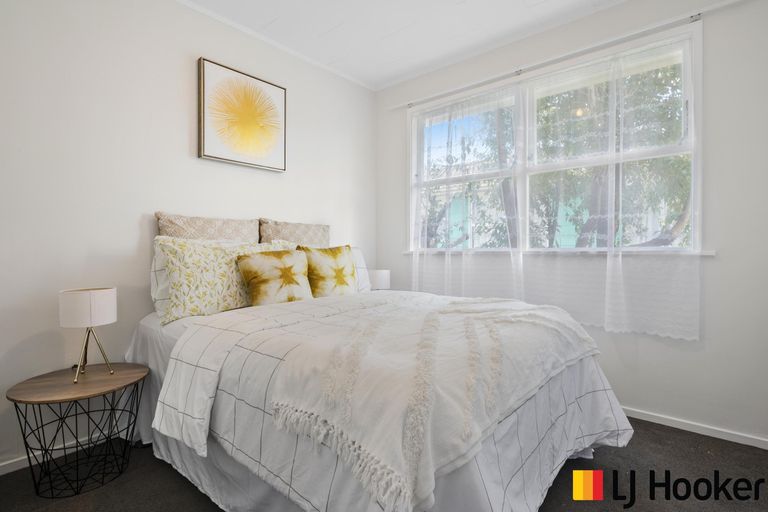 Photo of property in 11 Burndale Terrace, Manurewa, Auckland, 2102