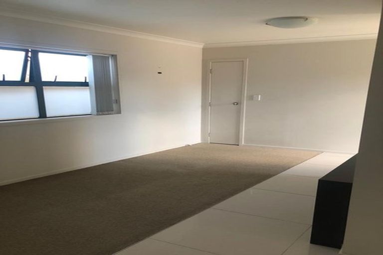 Photo of property in 3 Riverina Avenue, Pakuranga, Auckland, 2010