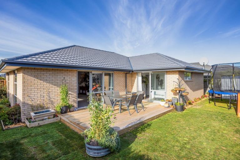 Photo of property in 8 Ellesmere Street, Marshland, Christchurch, 8083