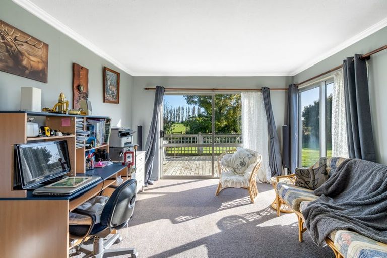 Photo of property in 597 Limestone Plains Road, Isla Bank, Otautau, 9683