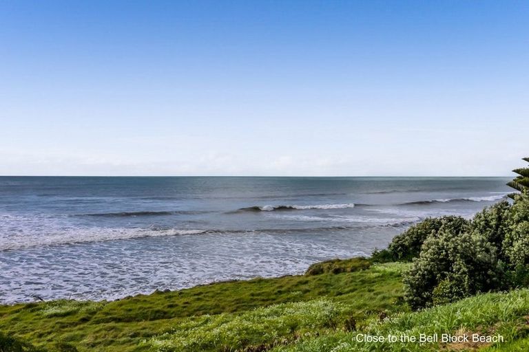 Photo of property in 9 Huetu Place, Bell Block, New Plymouth, 4312