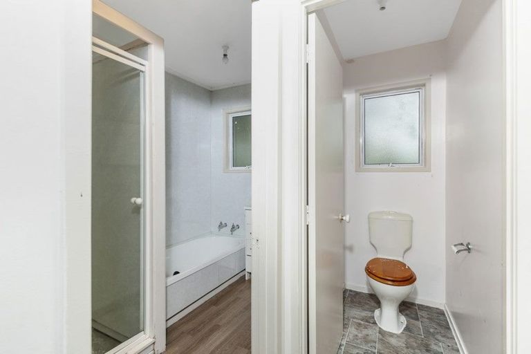 Photo of property in 1696 South Head Road, South Head, Helensville, 0874