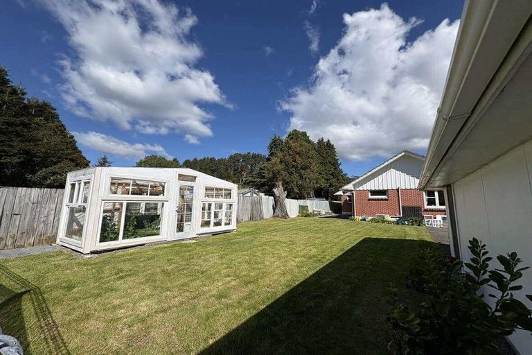 Photo of property in 89 Plateau Road, Te Marua, Upper Hutt, 5018