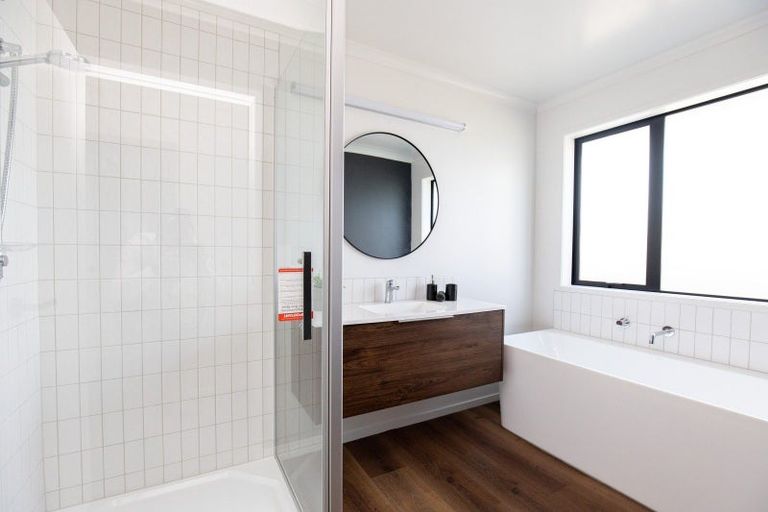 Photo of property in 39 Costello Drive, Ngatea, 3503