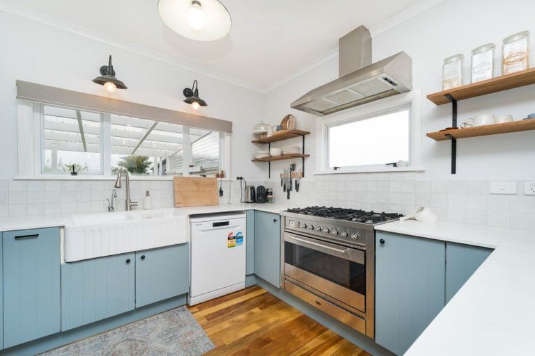 Photo of property in 34 Nottingham Avenue, Awapuni, Palmerston North, 4412