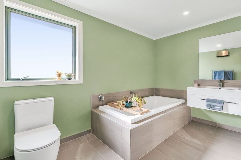 Photo of property in 31 Dalwood Crescent, Rolleston, 7614