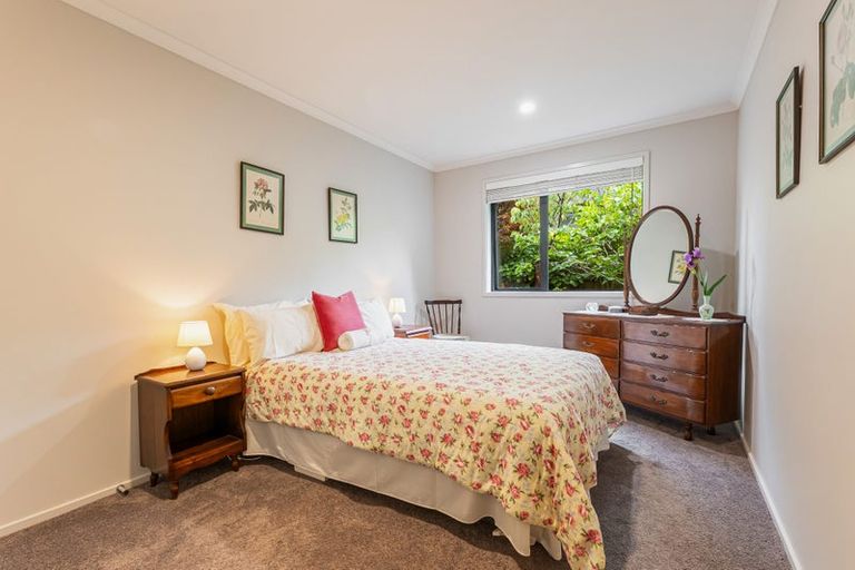 Photo of property in 24 Hooton Drive, Kumeu, 0810