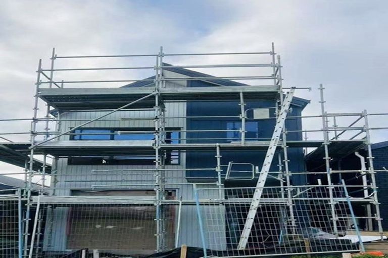 Photo of property in 27 Puhikawa Street, Massey, 0614