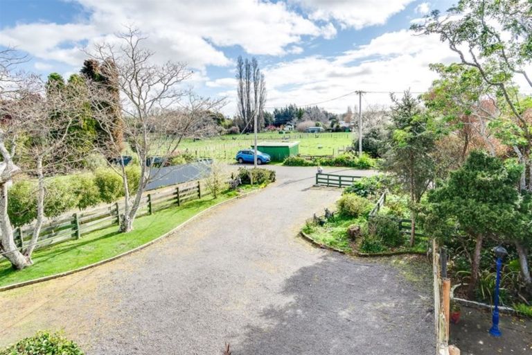 Photo of property in 22 Shanly Street, Waipawa, 4210