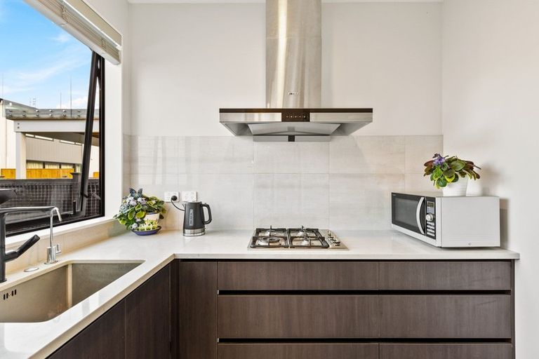 Photo of property in 42 Tai Crescent, Hobsonville, Auckland, 0616