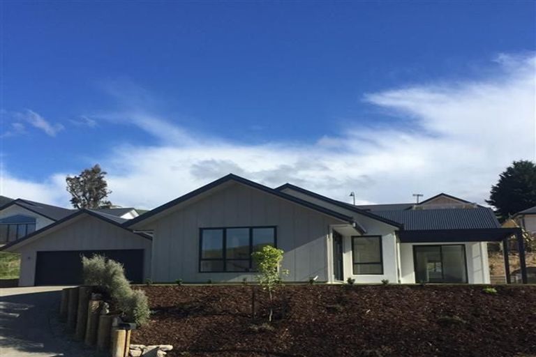 Photo of property in 6 Greenfield Lane, Stoke, Nelson, 7011