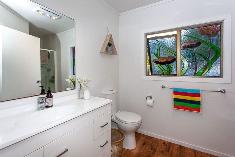 Photo of property in 123 Park Avenue, Whangamata, 3620