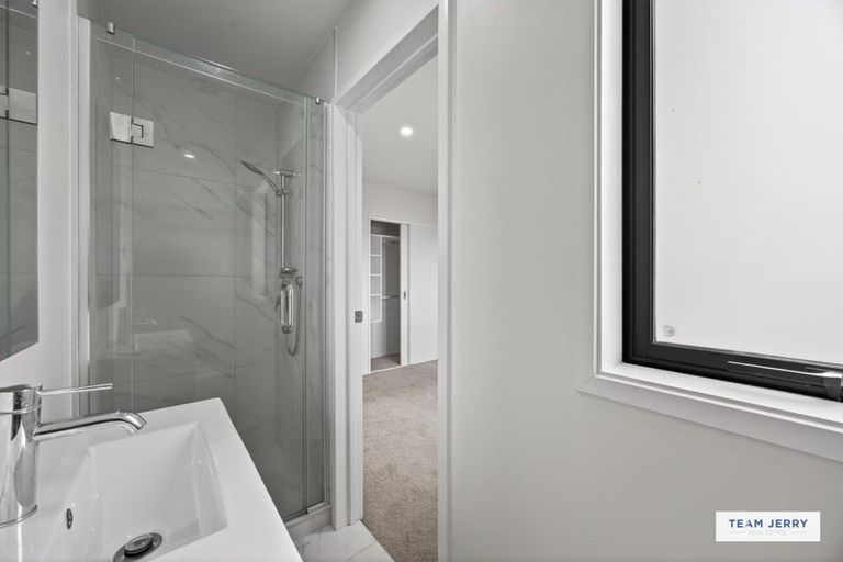 Photo of property in 15b William Avenue, Manurewa, Auckland, 2102